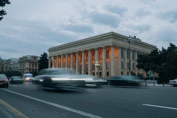 L'Engagement Social : Clé de Voûte dans une Société en Évolution Rapid